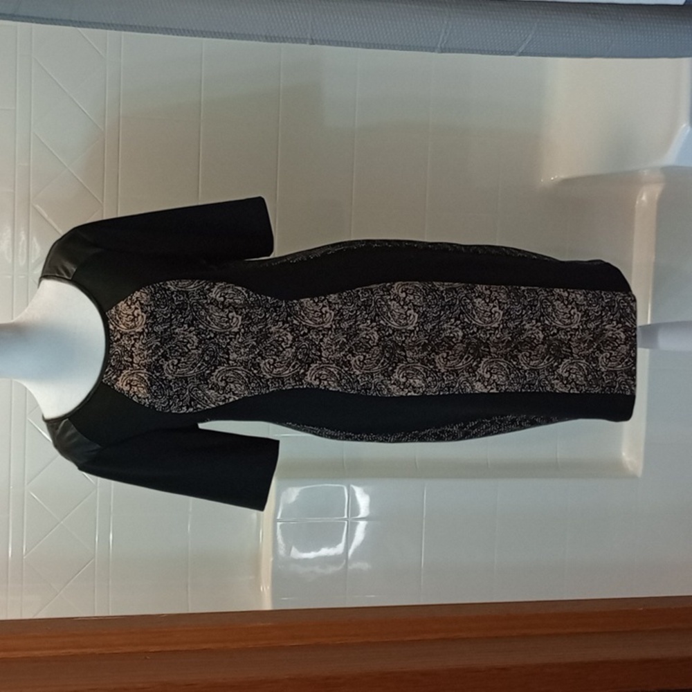 DressBarn Woman Black Size 12 Black Sheath Dress Formal